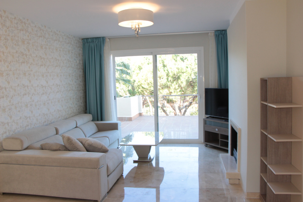 2 Bedroom Apartment for Sale in Marbella — 3