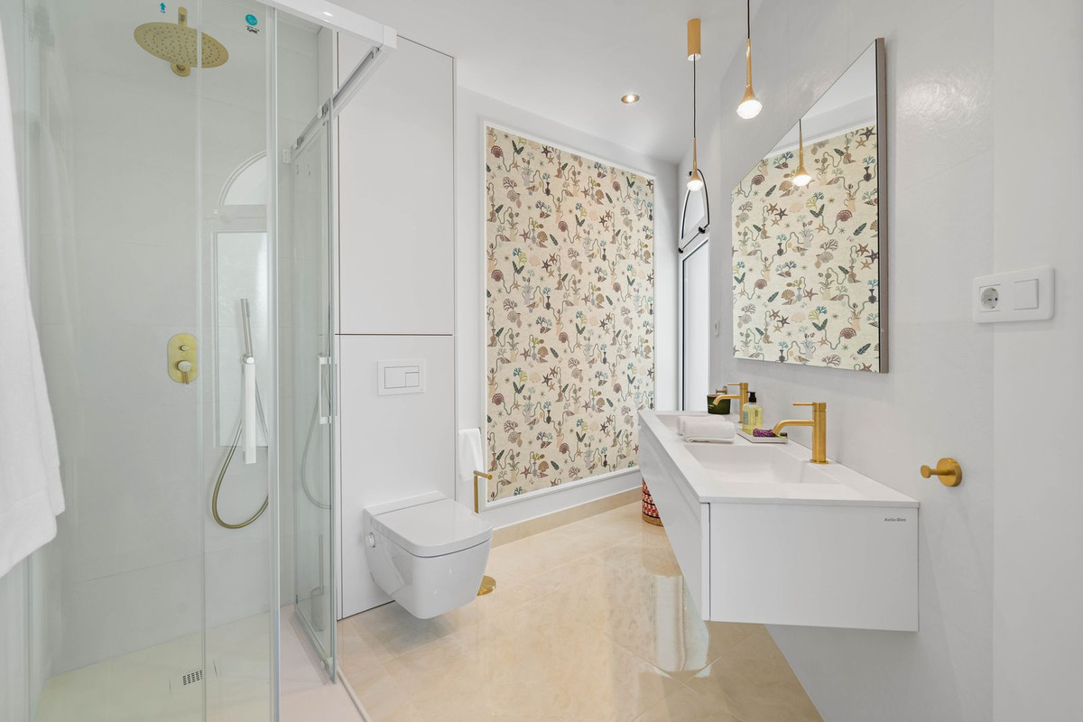 2 Bedroom Apartment for Sale in New Golden Mile — view 15