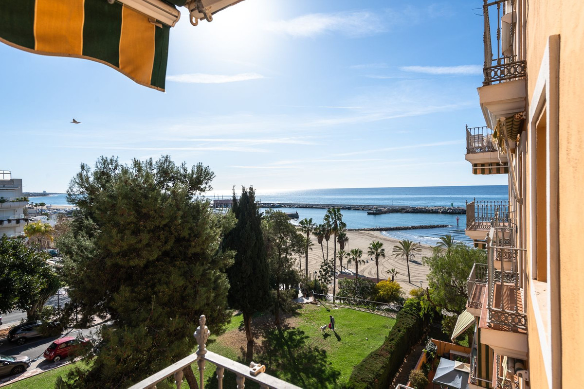 3 Bedroom Apartment for Sale in Marbella — 7