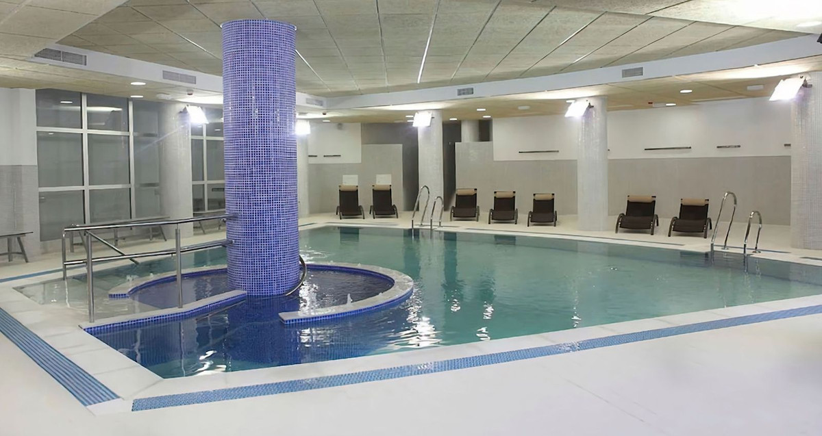 6 Bedroom Apartment for Sale in Estepona — 9