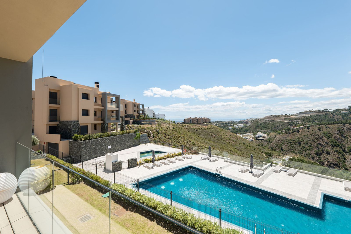 4 Bedroom Apartment for Sale in La Quinta — view 15
