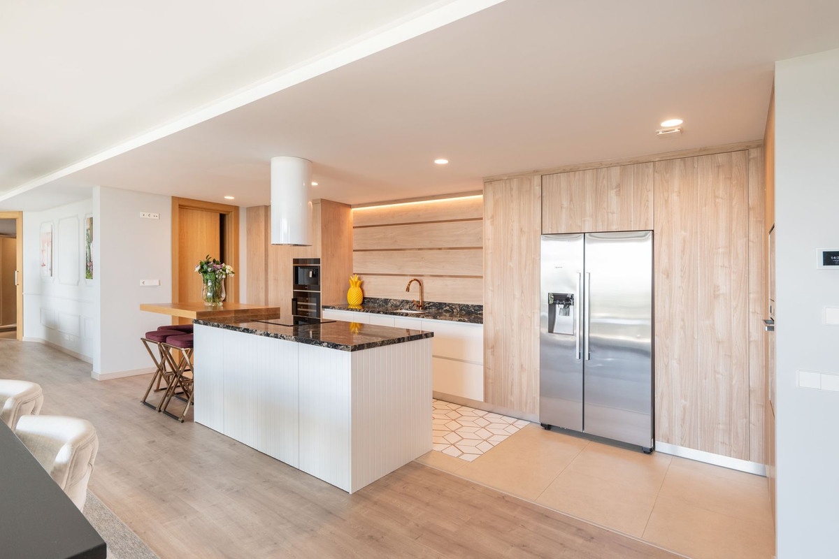 4 Bedroom Apartment for Sale in La Quinta — view 10