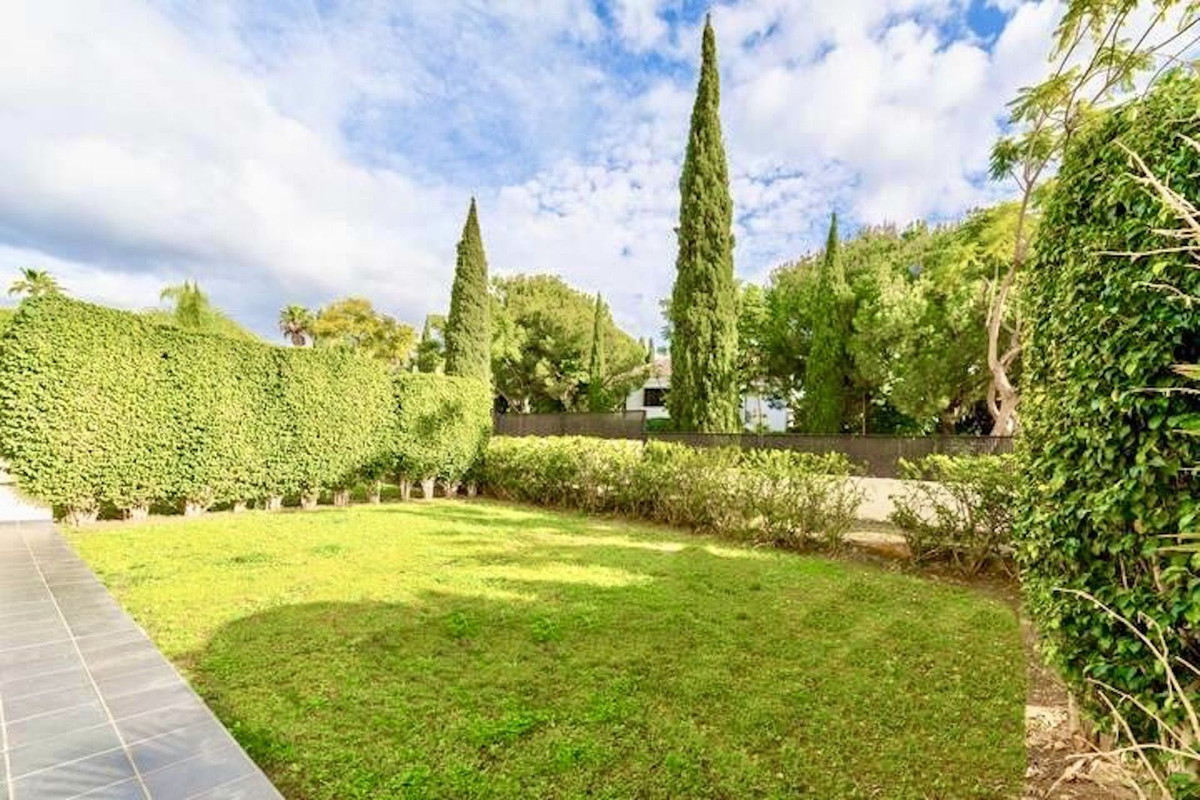2 Bedroom Apartment for Sale in Los Flamingos — 3