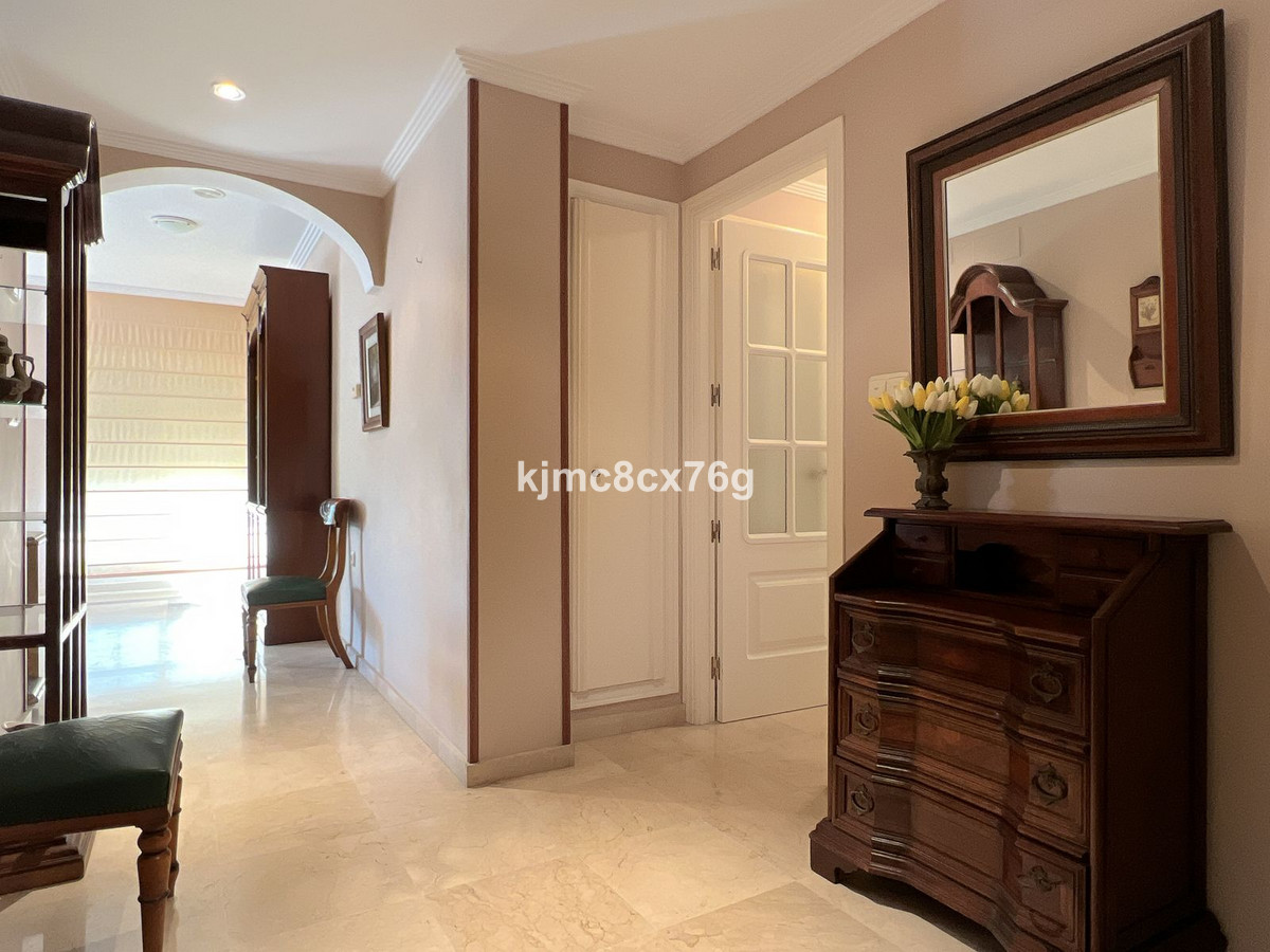 2 Bedroom Apartment for Sale in Marbella — 2