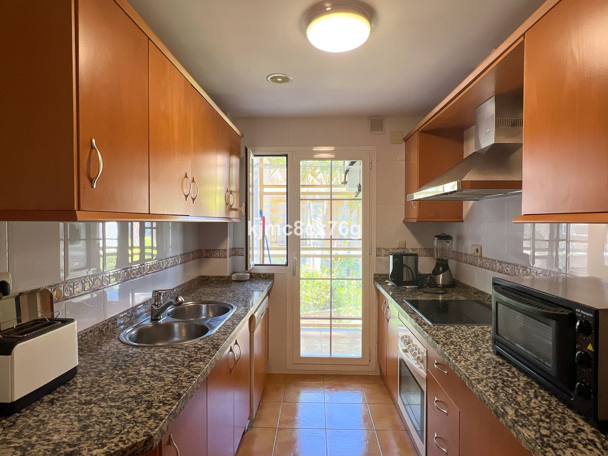 2 Bedroom Apartment for Sale in Marbella — 5
