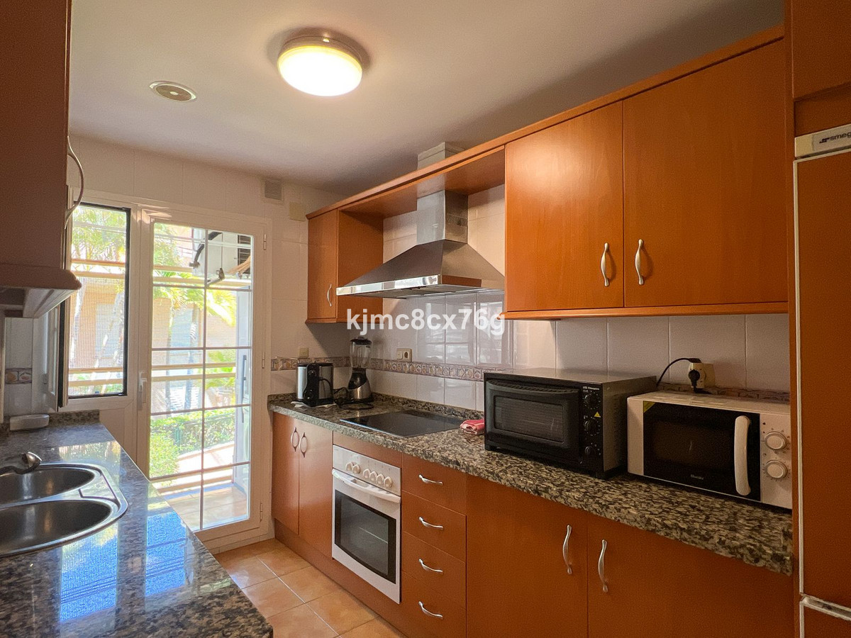 2 Bedroom Apartment for Sale in Marbella — 6