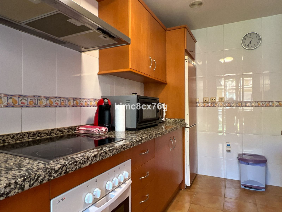 2 Bedroom Apartment for Sale in Marbella — 7