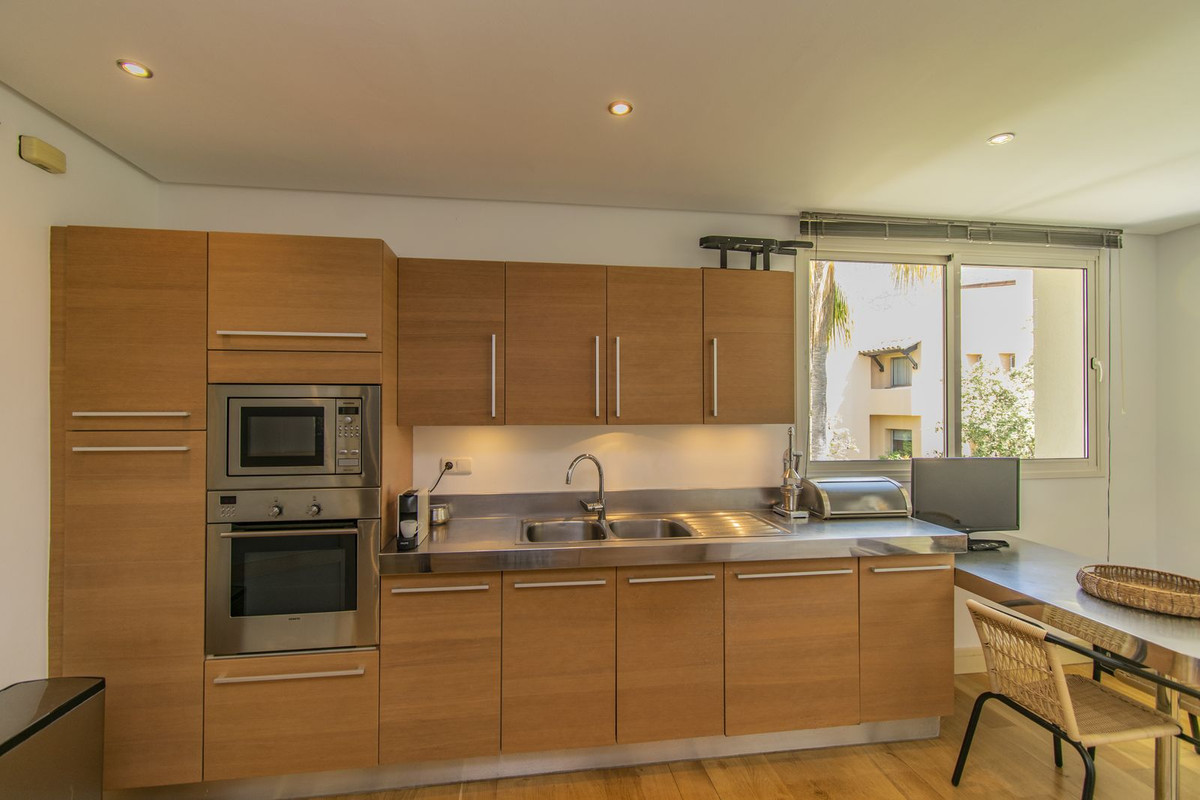 3 Bedroom Apartment for Sale in Nagüeles — view 19