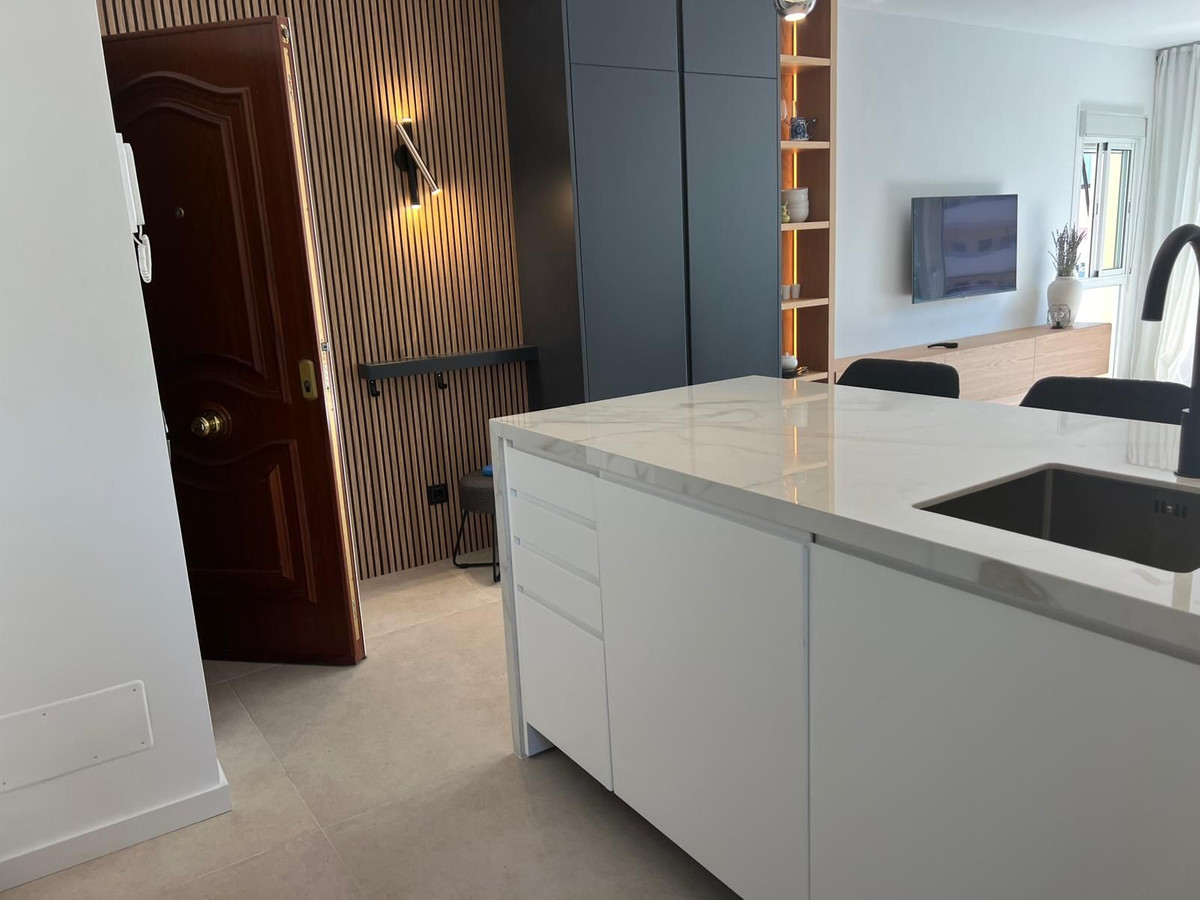 2 Bedroom Apartment for Sale in Marbella — 8