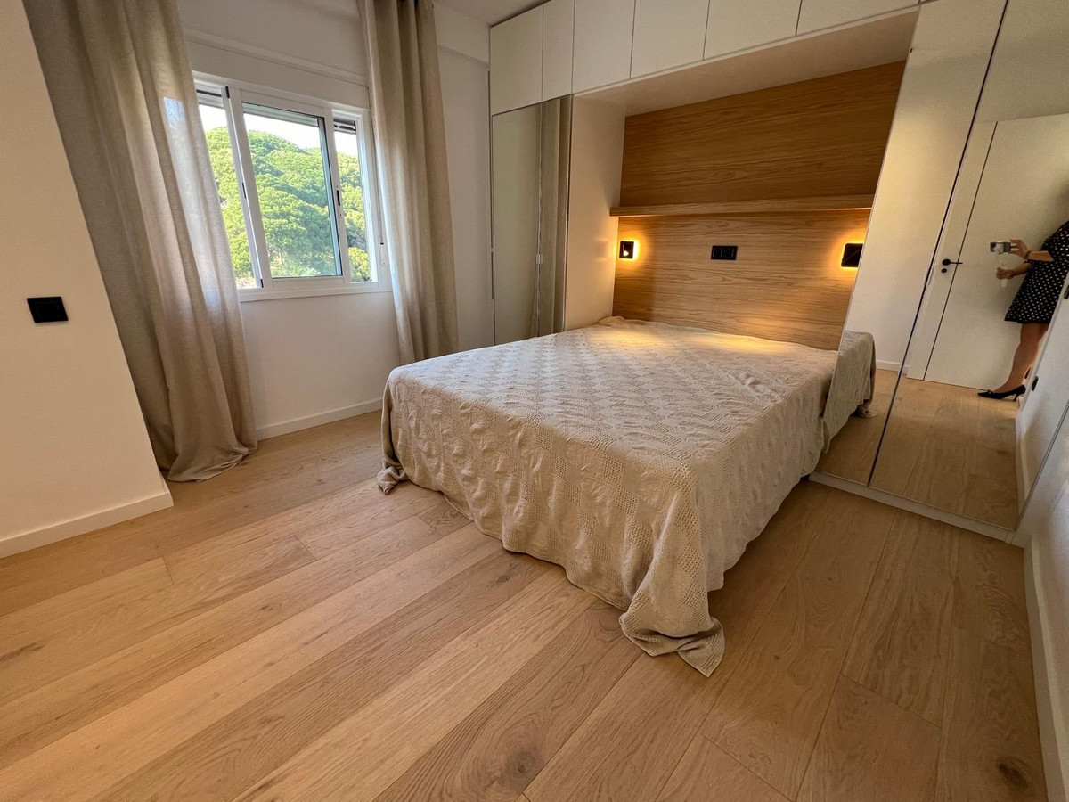 2 Bedroom Apartment for Sale in Marbella — 9