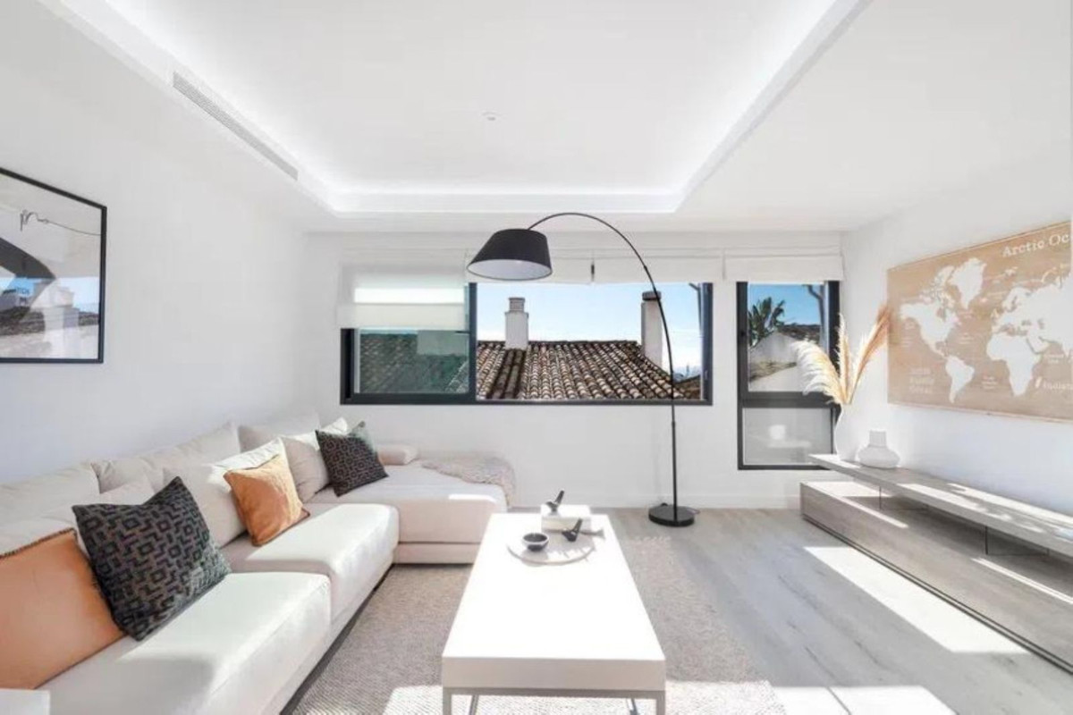 3 Bedroom Apartment for Sale in Puerto Banús