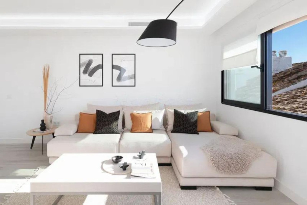 3 Bedroom Apartment for Sale in Puerto Banús — 5