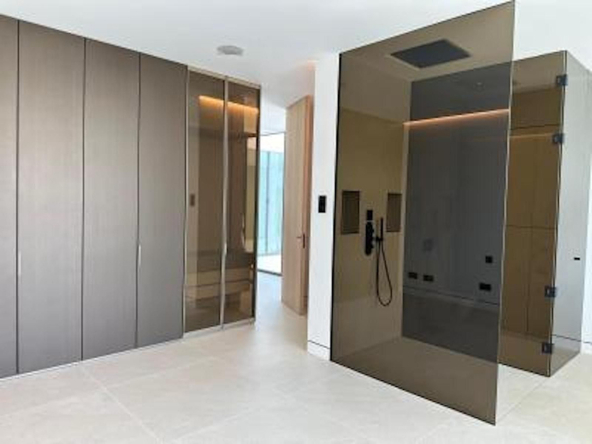 3 Bedroom Villa for Sale in The Golden Mile — view 20