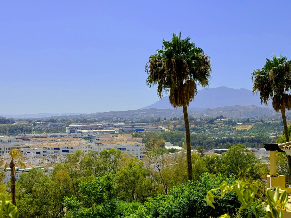 Plot for Sale in Nueva Andalucía — 8