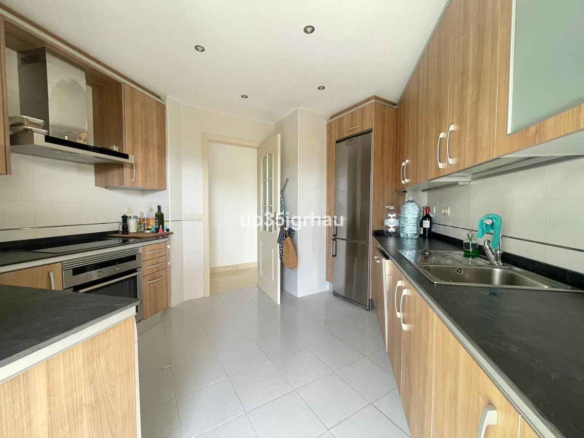 2 Bedroom Apartment for Sale in Selwo — 5