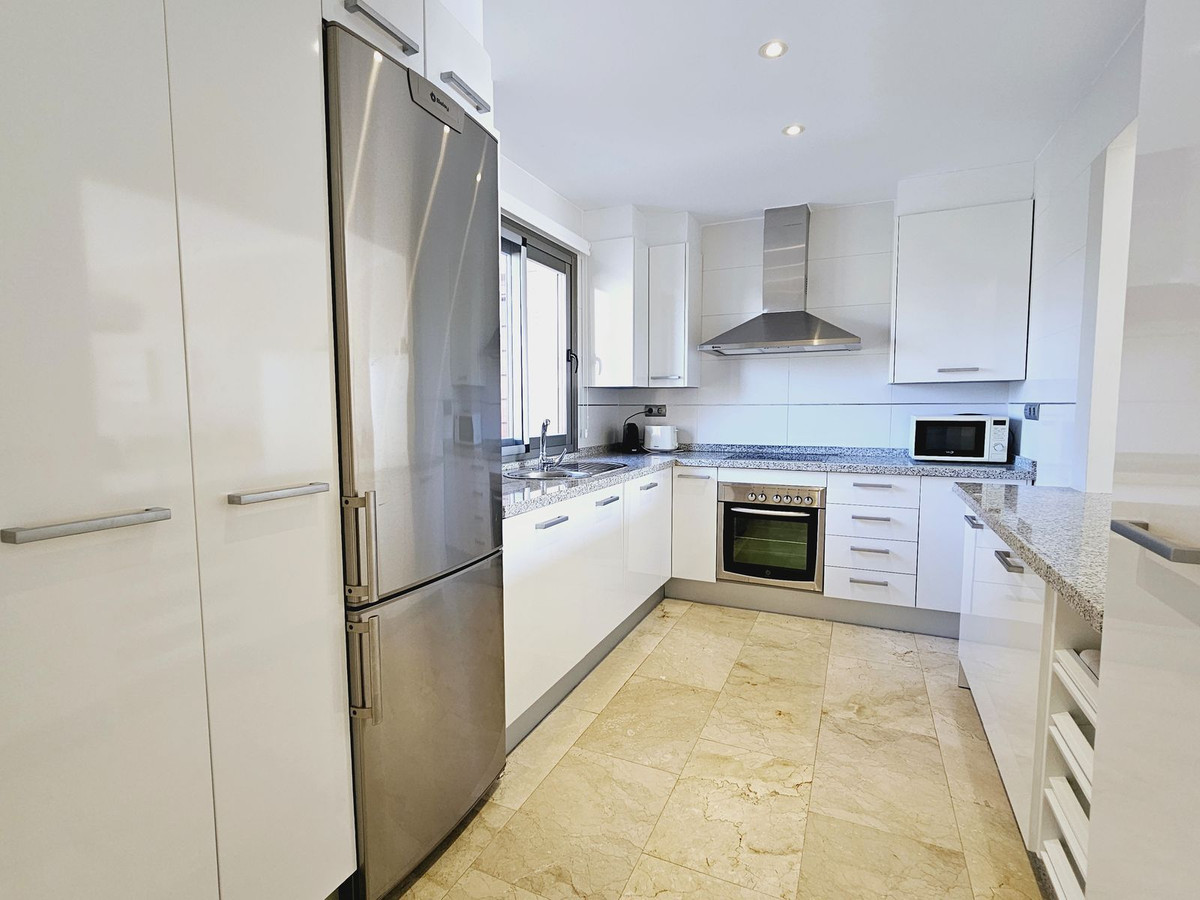 2 Bedroom Apartment for Sale in Selwo — view 12