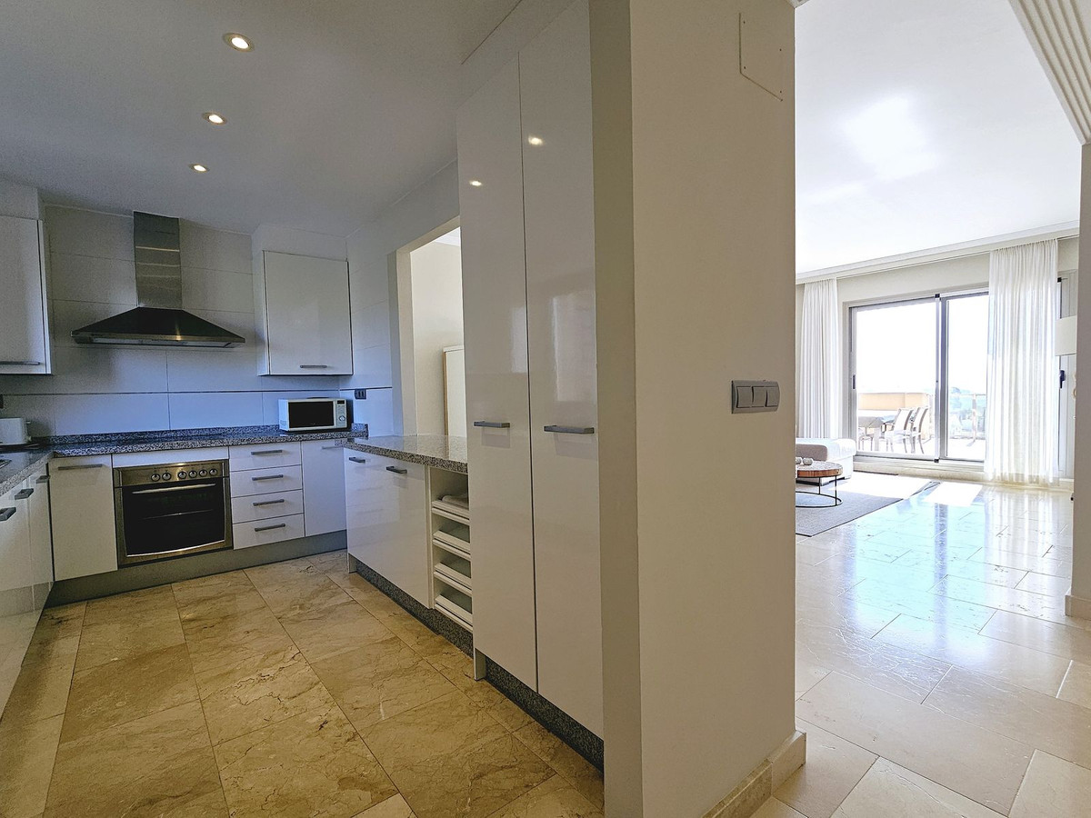 2 Bedroom Apartment for Sale in Selwo — view 13