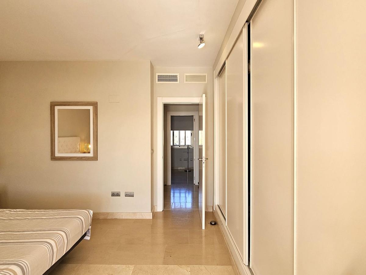 2 Bedroom Apartment for Sale in Selwo — view 18