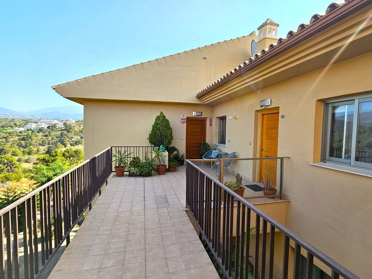 2 Bedroom Apartment for Sale in Selwo — 6