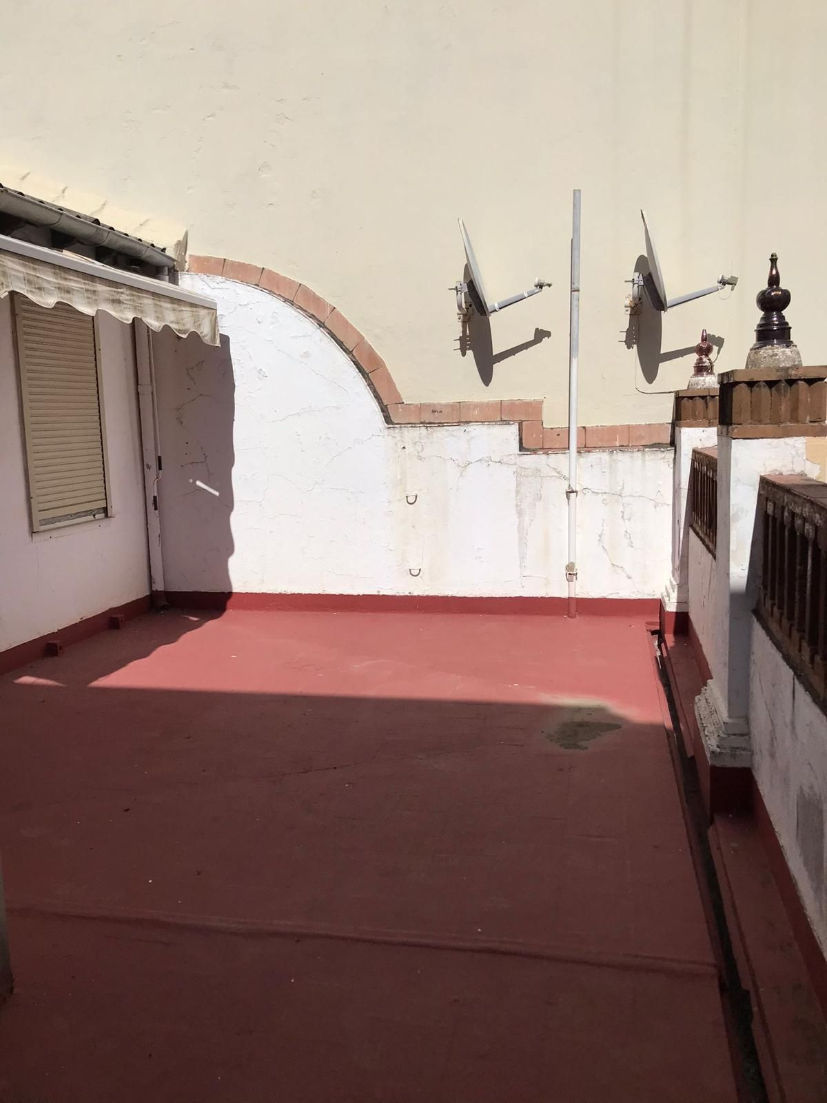 8 Bedroom Villa for Sale in Estepona — 4
