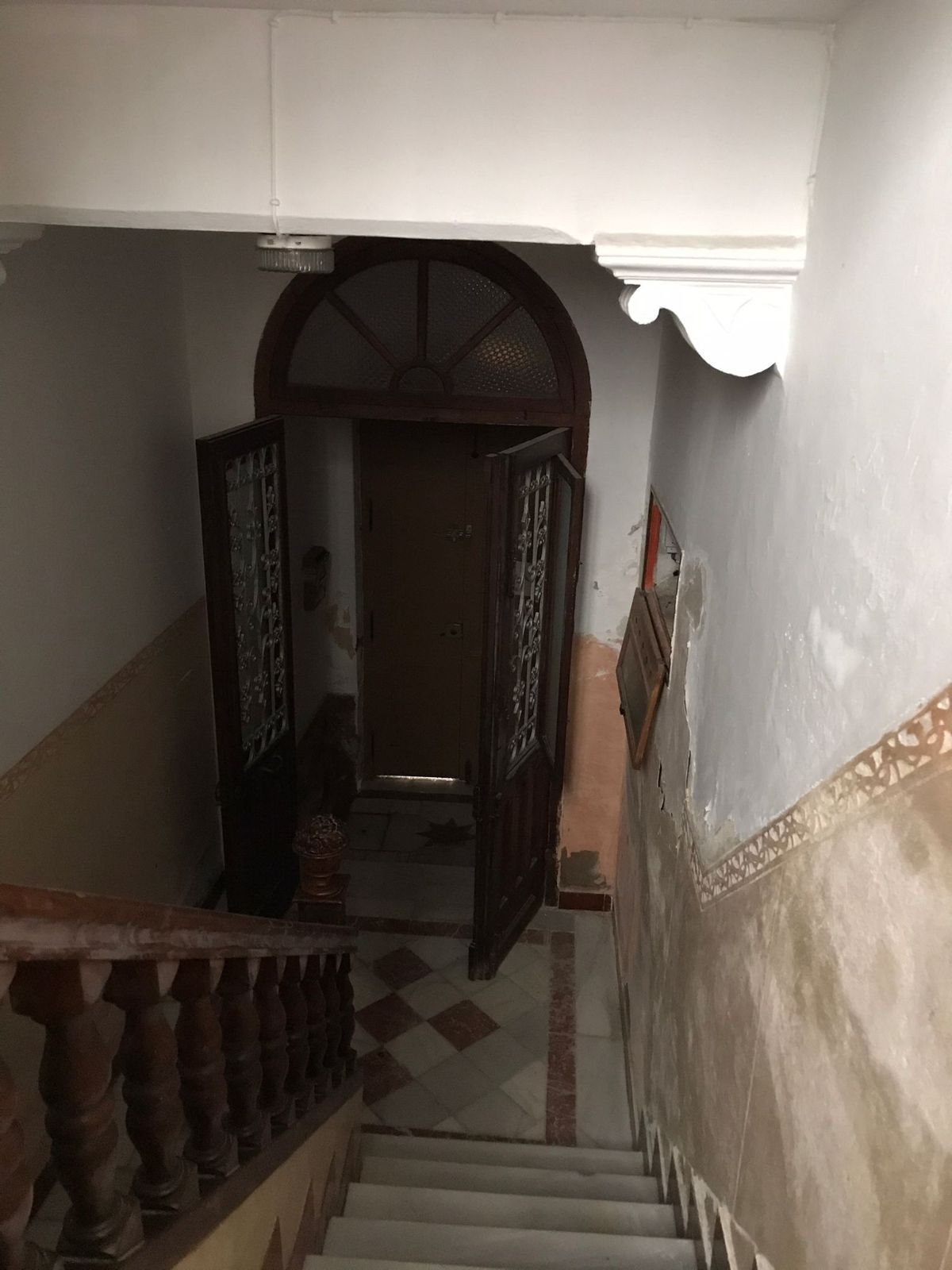8 Bedroom Villa for Sale in Estepona — view 10