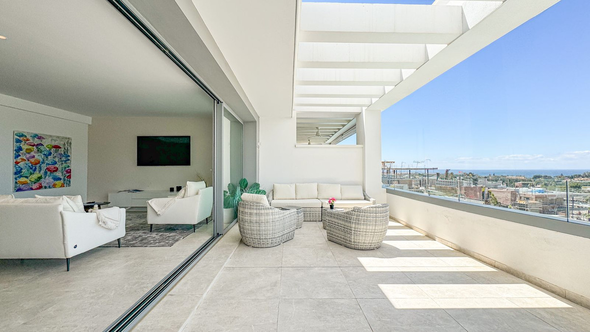 3 Bedroom Apartment for Sale in Marbella — 2