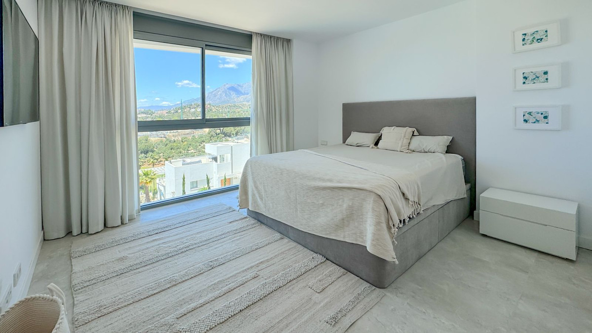 3 Bedroom Apartment for Sale in Marbella — view 14