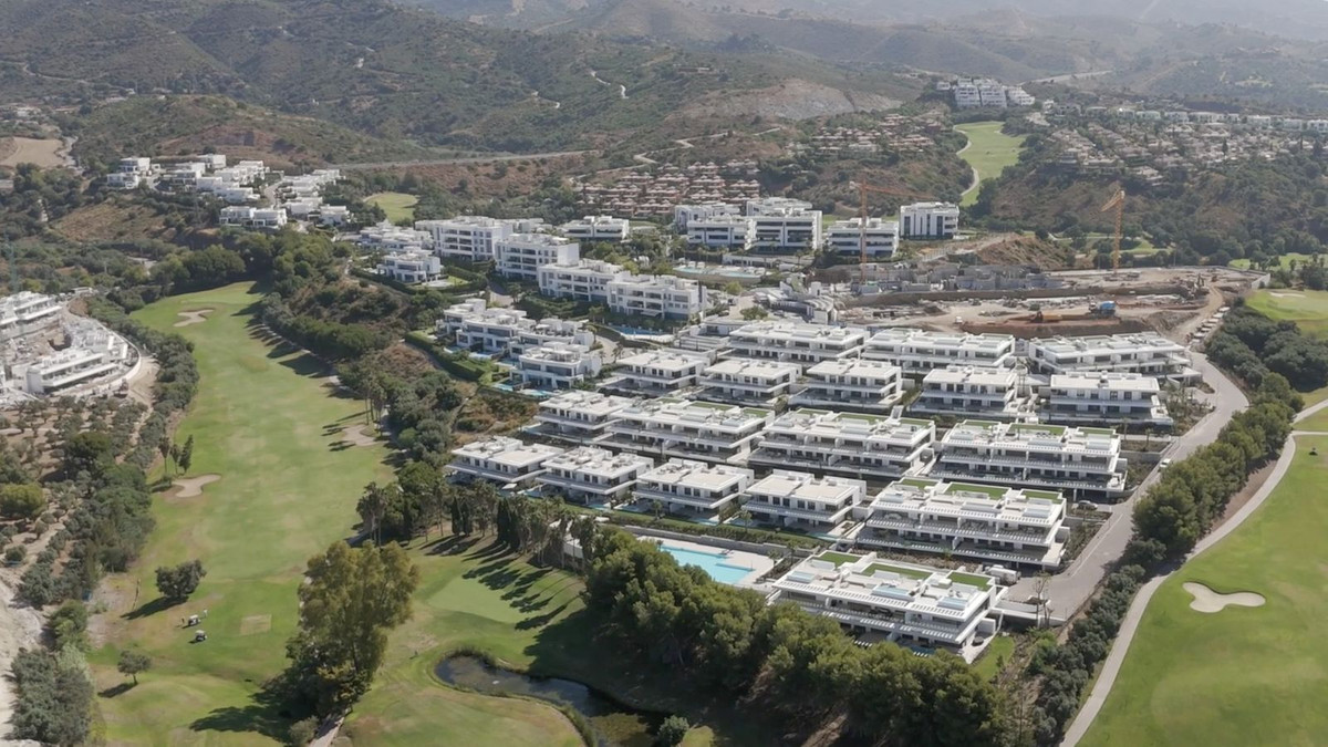 3 Bedroom Apartment for Sale in Marbella — view 18