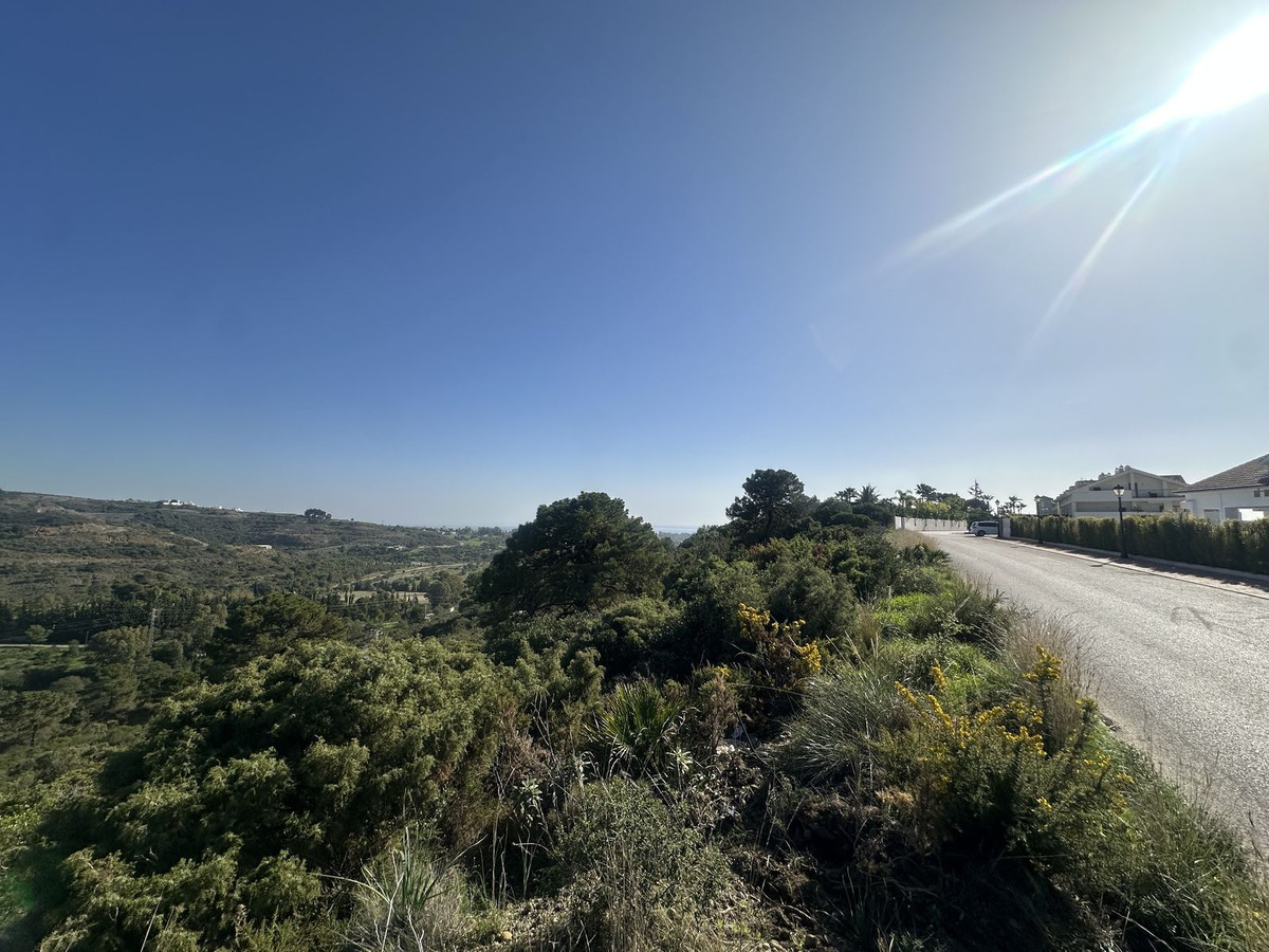 Plot for Sale in Benahavís — 2