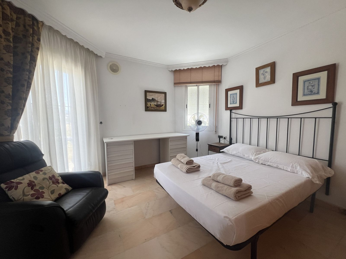 5 Bedroom Villa for Sale in San Pedro de Alcántara — view 20