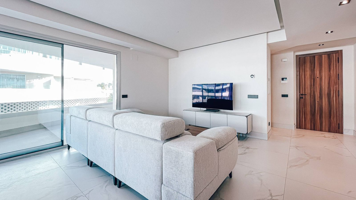 3 Bedroom Apartment for Sale in San Pedro de Alcántara — view 11