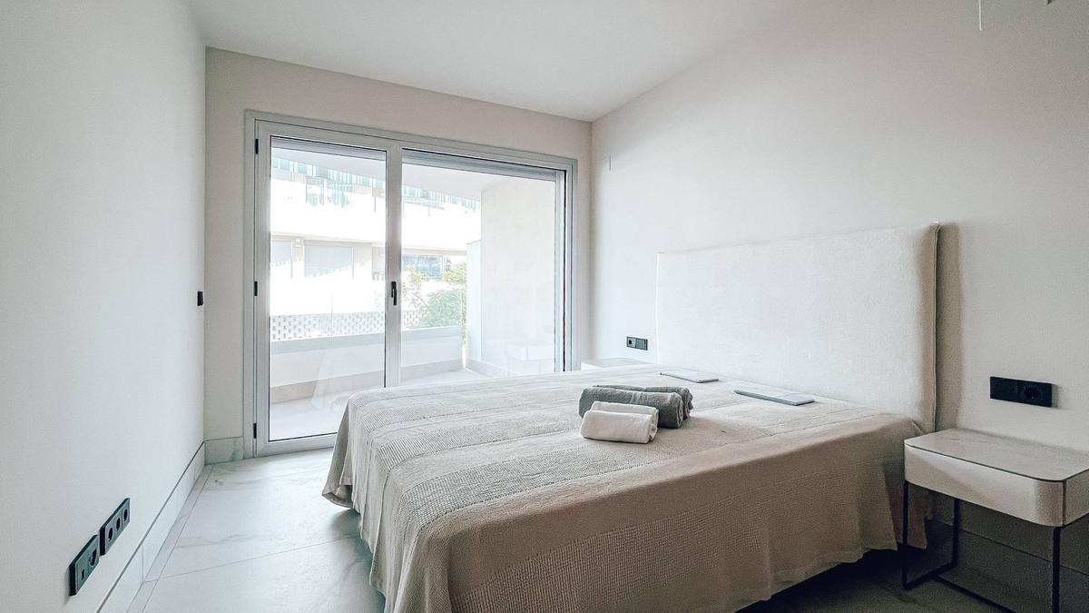 3 Bedroom Apartment for Sale in San Pedro de Alcántara — view 18