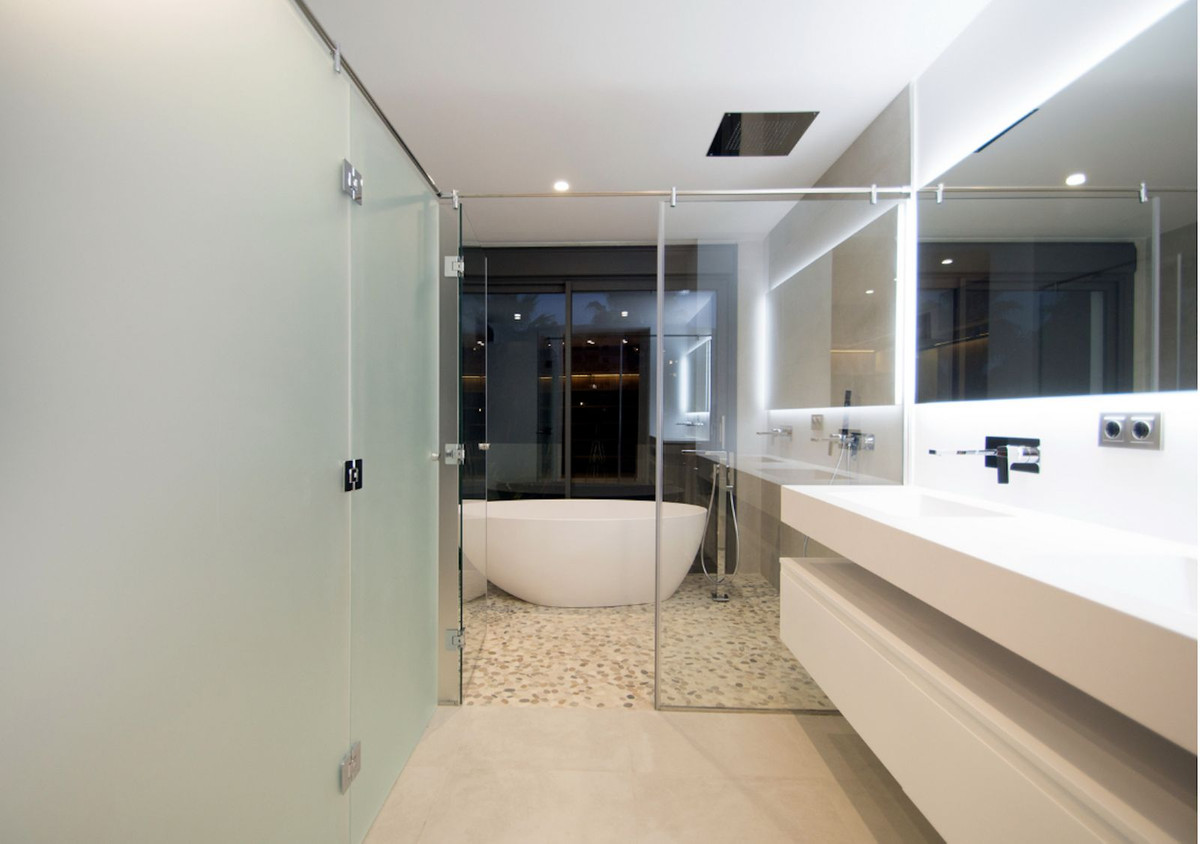 5 Bedroom Villa for Sale in Nueva Andalucía — 8
