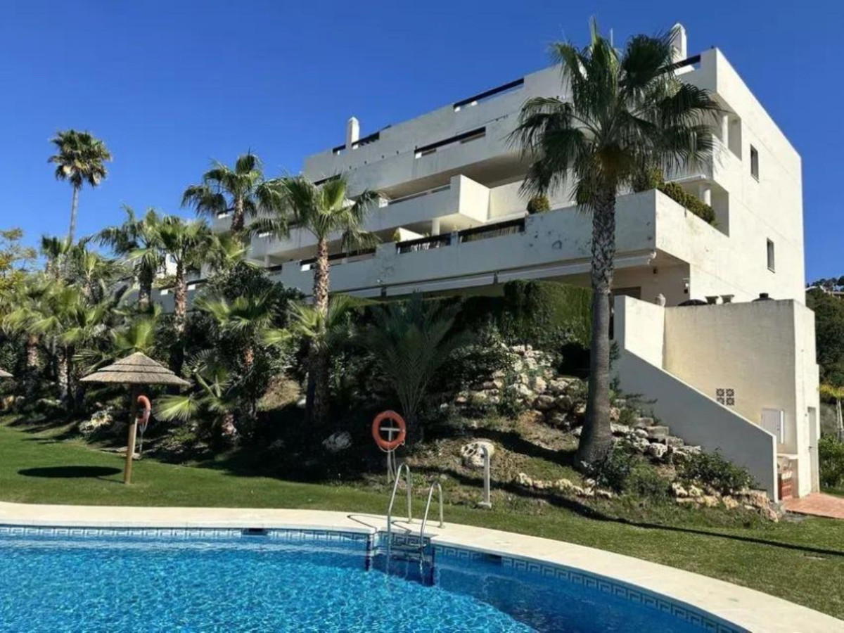 2 Bedroom Apartment for Sale in Marbella
