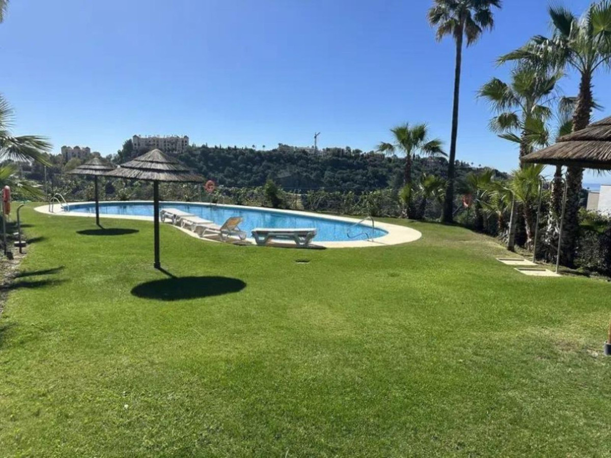 2 Bedroom Apartment for Sale in Marbella — 2
