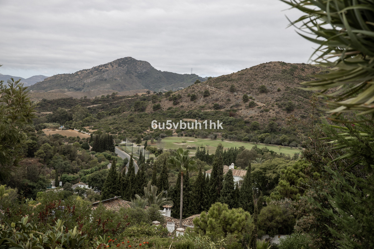 Plot for Sale in Benahavís — 2
