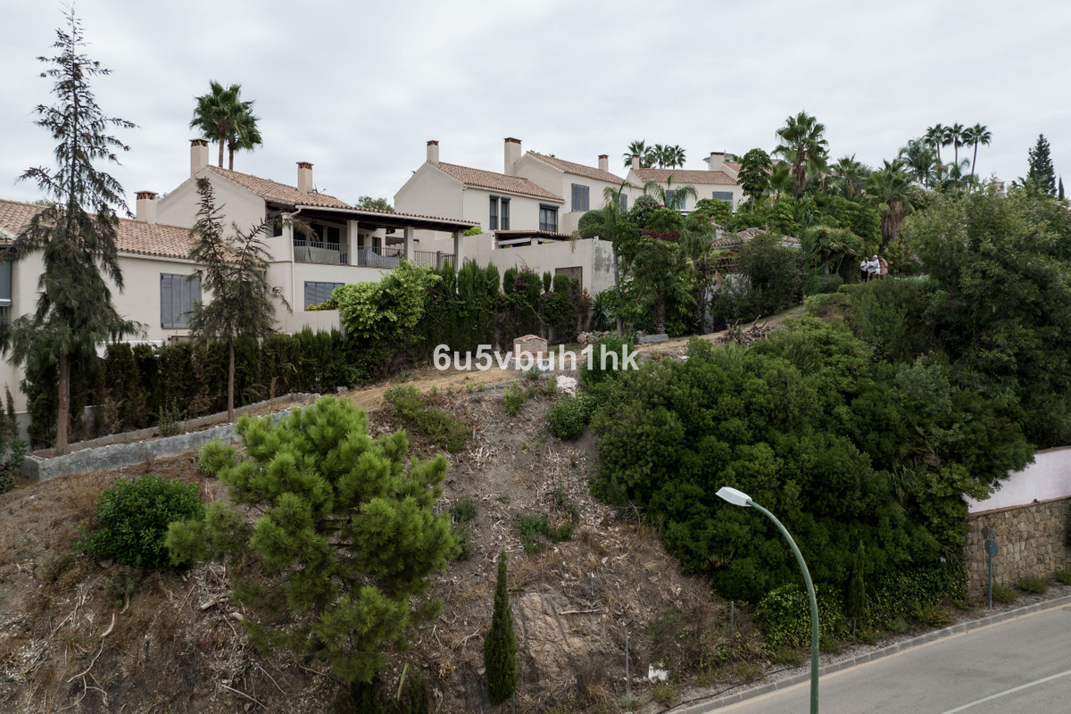 Plot for Sale in Benahavís — view 10