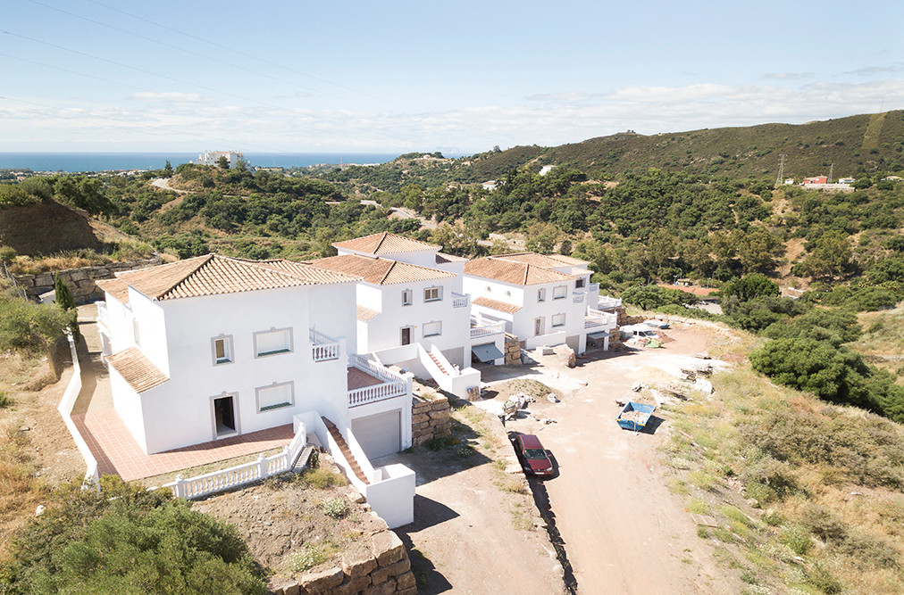 4 Bedroom Villa for Sale in Estepona — 5
