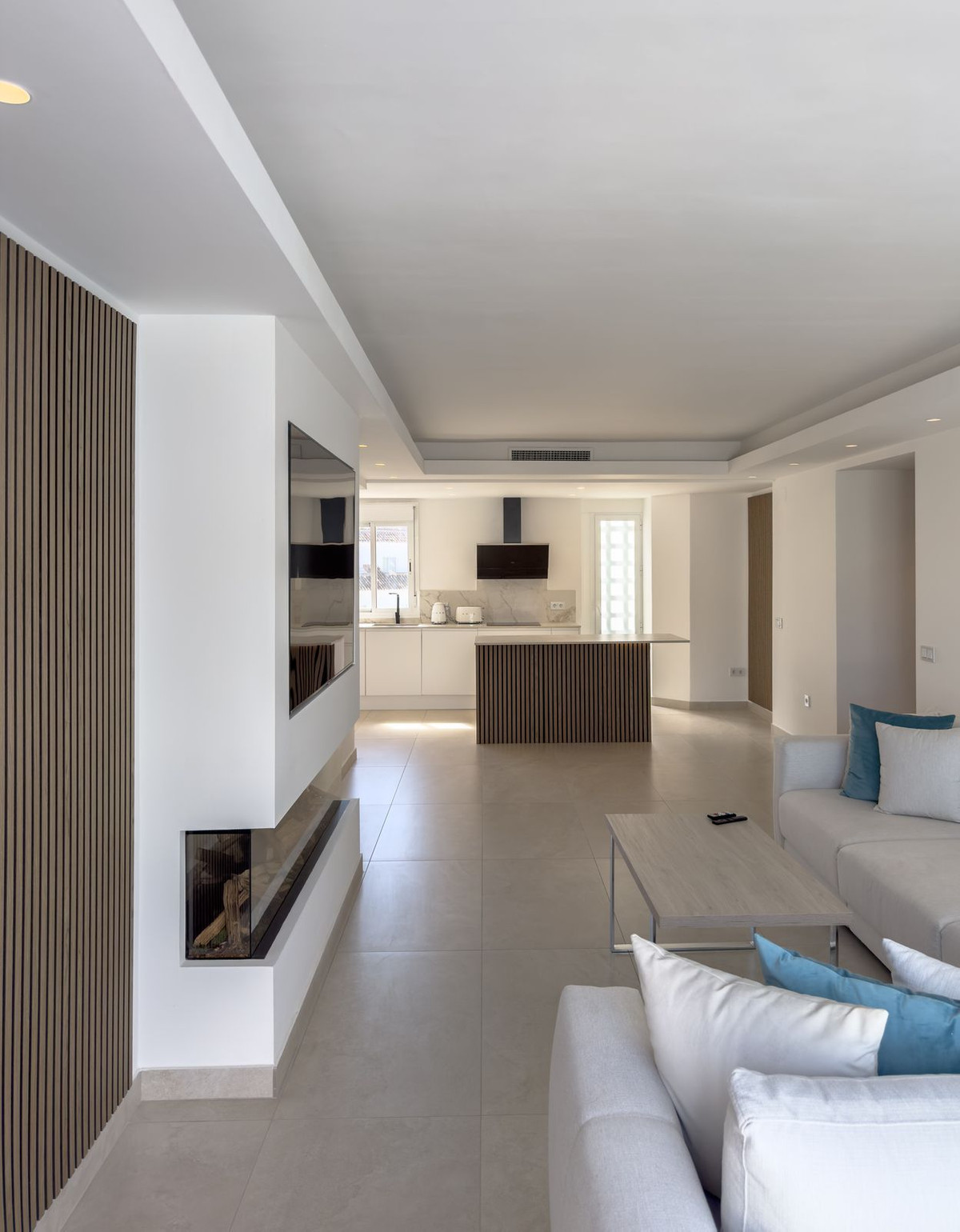 2 Bedroom Apartment for Sale in Puerto Banús