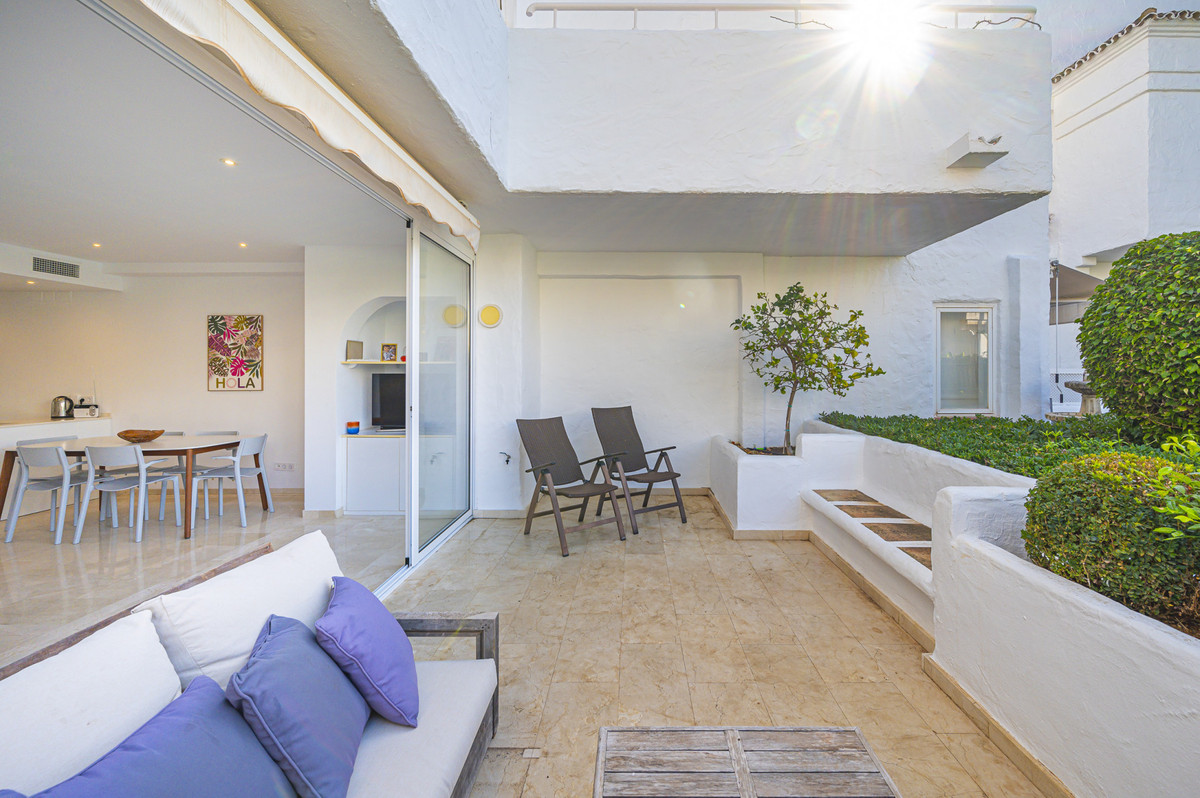 1 Bedroom Apartment for Sale in The Golden Mile — 5