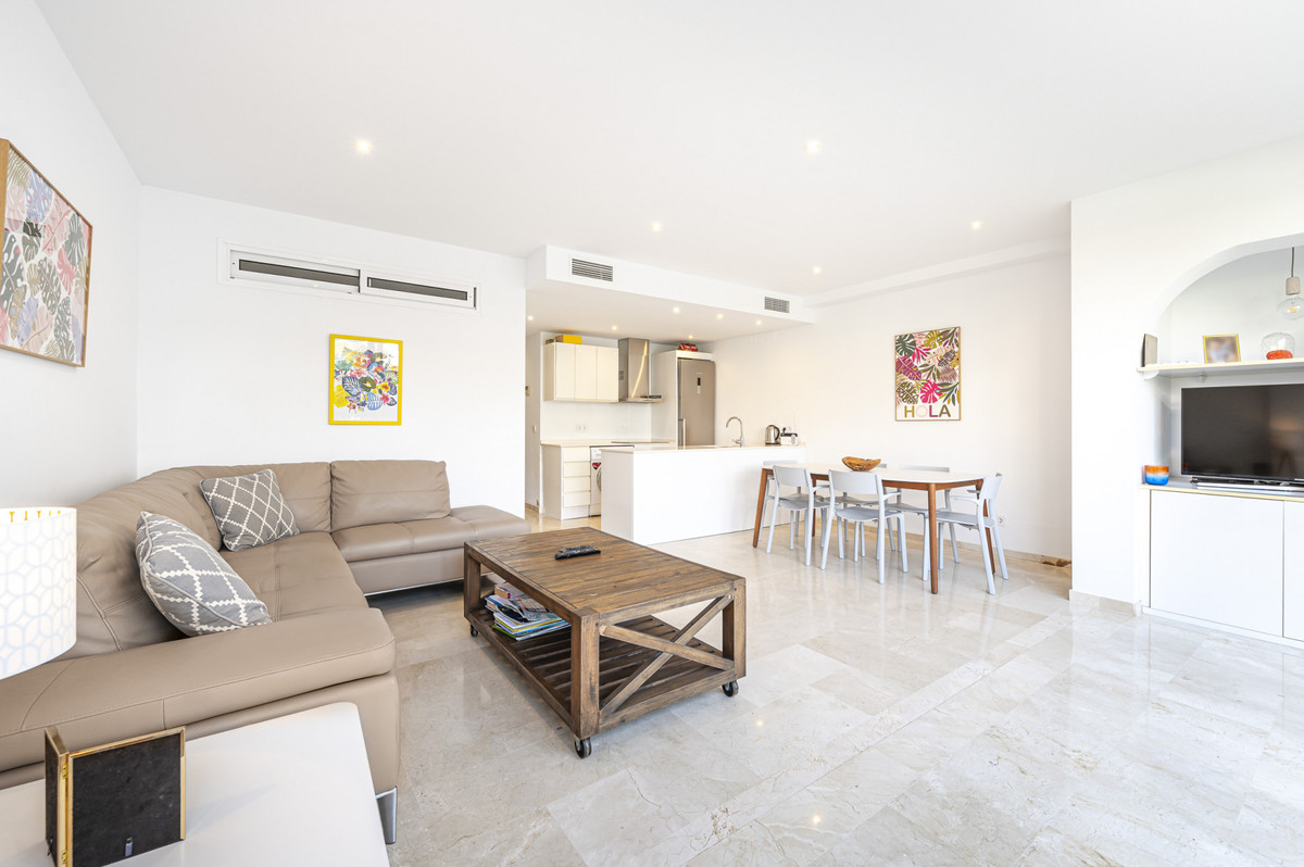 1 Bedroom Apartment for Sale in The Golden Mile — 6