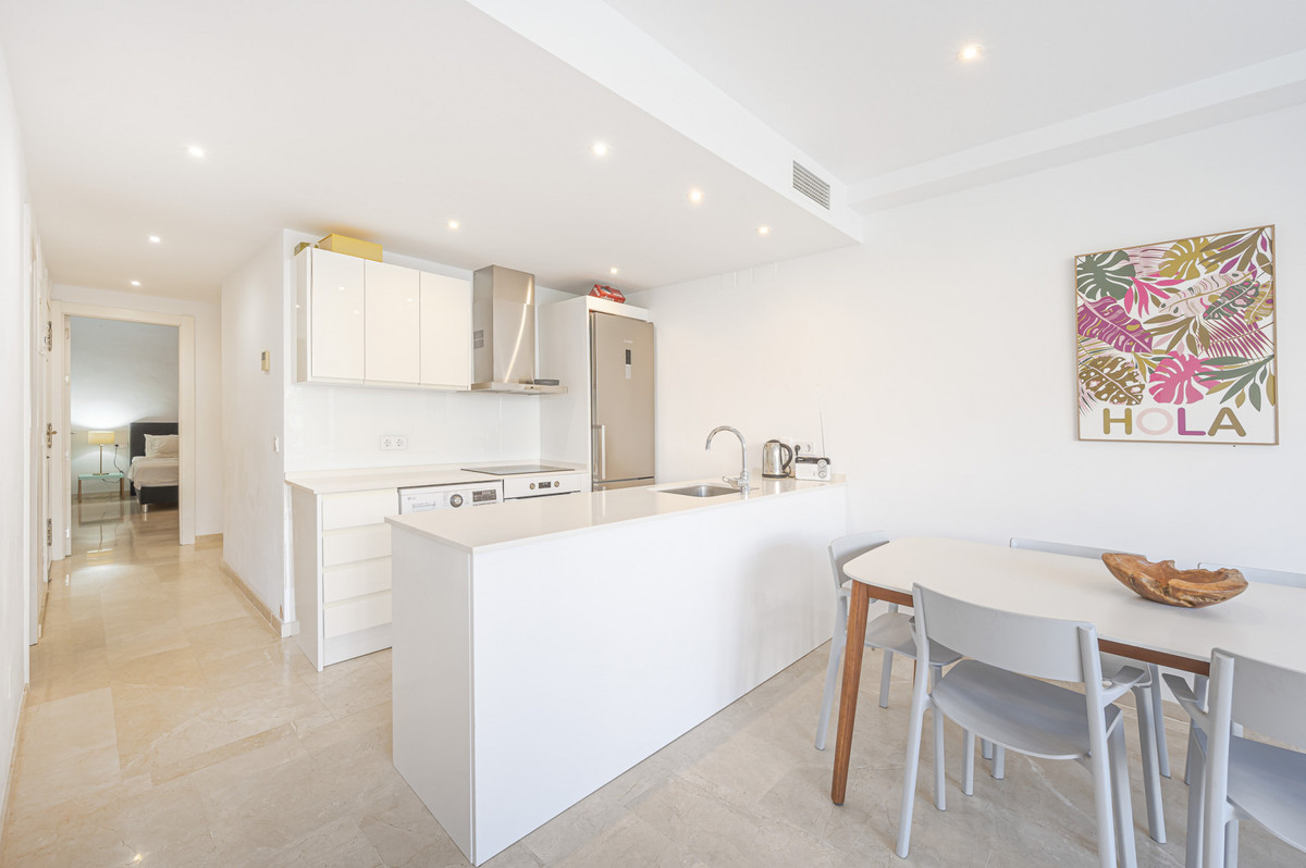 1 Bedroom Apartment for Sale in The Golden Mile — 9