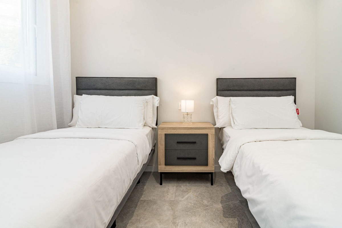 3 Bedroom Apartment for Sale in Marbella — 9