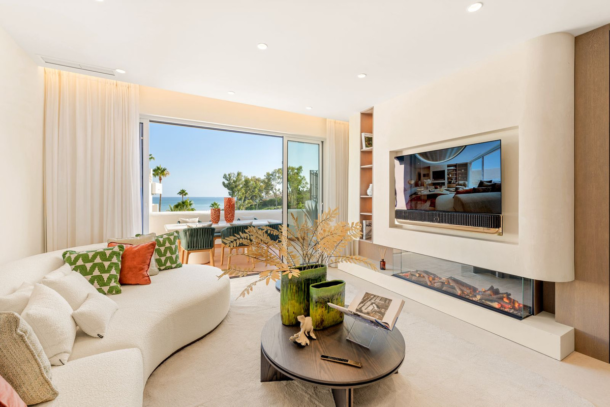3 Bedroom Apartment for Sale in New Golden Mile — 4