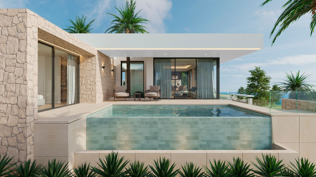 3 Bedroom Villa for Sale in Estepona — 2