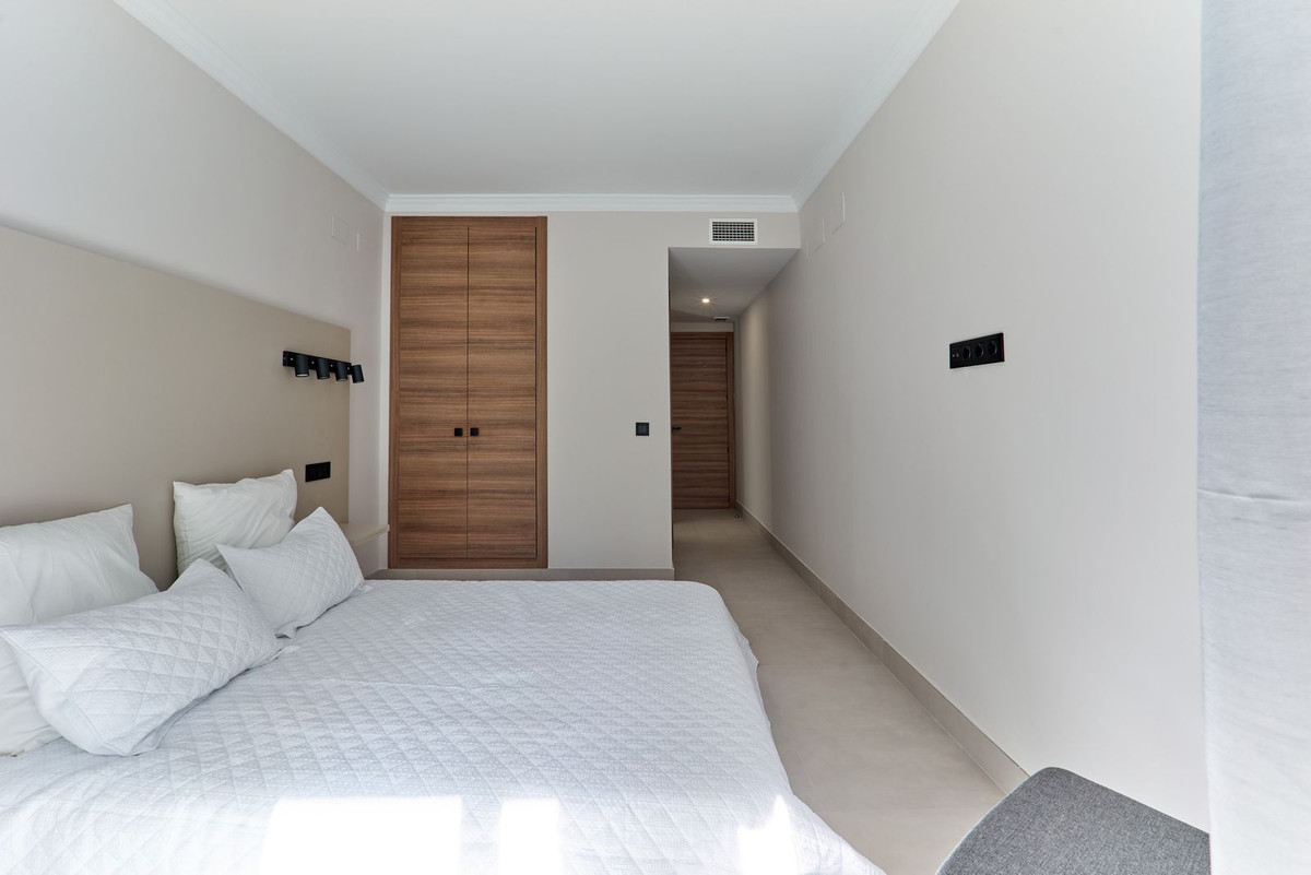3 Bedroom Apartment for Sale in San Pedro de Alcántara — view 11