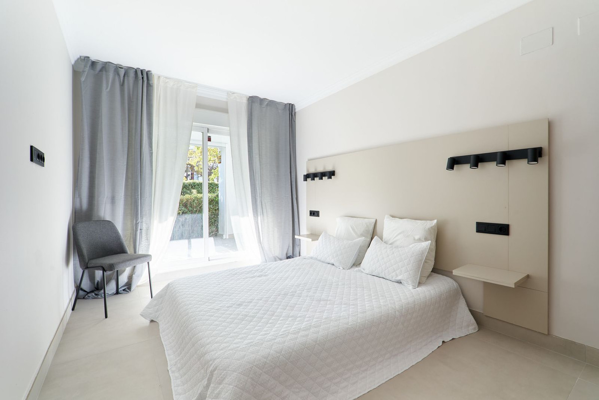 3 Bedroom Apartment for Sale in San Pedro de Alcántara — view 12