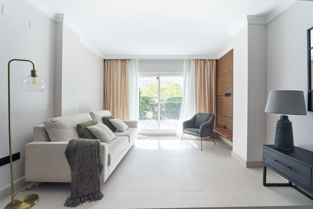 3 Bedroom Apartment for Sale in San Pedro de Alcántara — 3