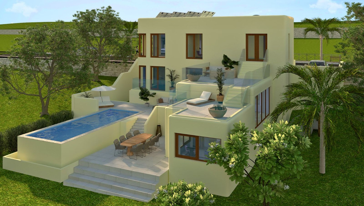 4 Bedroom Villa for Sale in Estepona — 2