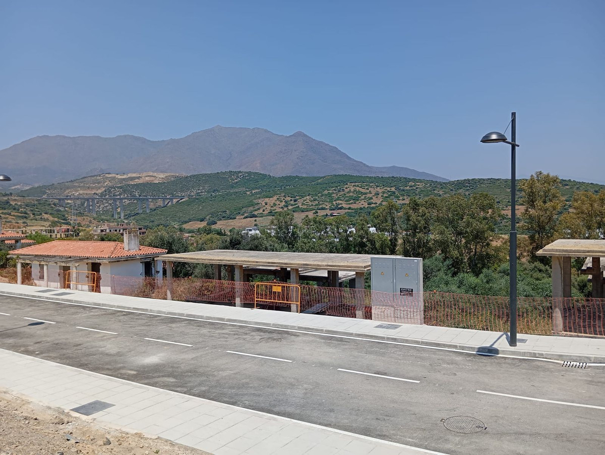 4 Bedroom Villa for Sale in Estepona — 5